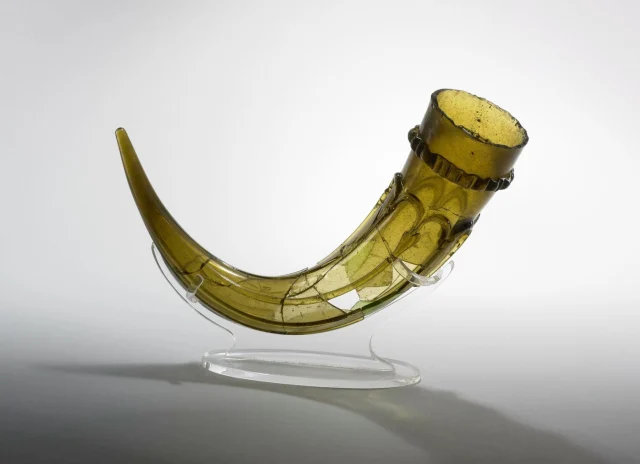 For this week's #Take5 we are returning to Anglo-Saxon glassware, with five further vessel types for you to enjoy. 

1: Drinking Horn – a glass version of a drinking horn. This one was found in Rainham, Havering, and dates to the 7th century.

2: Palm Cup – small bowl-shaped vessels for cradling in the palm. This one was found at St. Martin’s-in-the-Field, London, and dates to the 6th to 7th century.

3: Bowl – a wide vessel with a flat base. This one was found in Buckland, Kent, and dates to the late 5th-early 6th century.

4: Pouch Bottle – a round-based bottle. This one was found in Chalkwell, Kent, and dates to the 7th century. 

5: Stemmed Beaker – long cylindrical beakers with a flat foot attached to the pointed end. This one was found in Littlebourne, Kent, and dates to the 5th century.

#AngloSaxonv#EarlyMedieval #AngloSaxonGlass #Glass #Glassware #HistoricGlass