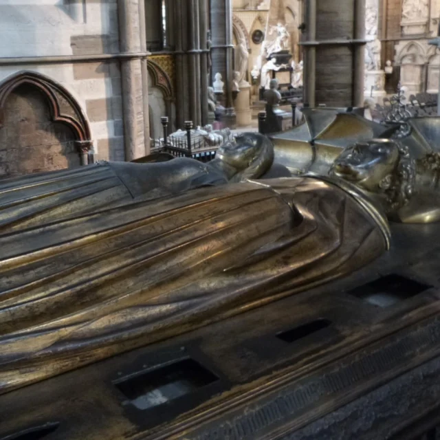This week #Take5 returns to the theme of tomb effigies. This time we have effigies from the tombs of five English kings.

1.	Richard II. Richard is buried in Westminster Abbey, although this is not his original resting place either. His son, Henry V, had his body moved from Kings Langley Priory to Westminster where Richard himself had prepared an elaborate tomb, which already contained the remains of his wife Anne. (Image: James Alexander Cameron via Flickr CC BY-NC-SA 2.0).

2.	Henry V. Henry is buried in Westminster Abbey. The effigy head, hands, sceptres and other regalia were originally all of silver, with silver gilt plates covering the figure of the king, but the silver was stolen in 1546 and the effigy was just a plain block of oak until replicas were made in 1971. (Image: VCR Giulio19 via Wikimedia Commons CC BY-SA 4.0).

3.	Edward III. Edward is buried in Westminster Abbey, in St. Edward’s Chapel. His Purbeck marble tomb features a gilt bronze effigy wearing his coronation robes and holding the handles of two sceptres (Image: Public Domain via Wikimedia Commons).

4.	John. John is buried in Worcester Cathedral. He was first buried in front of the altar of St. Wulfstan but in 1232 a new sarcophagus with an effigy was made for him, in which his remains now rest. (Image: Greenshed via Wikimedia Commons, Public Domain).

5.	Henry III. Henry is buried in Westminster Abbey, London, initially in front of the Church’s high altar. His body was later moved to a much grander tomb by his son, Edward. The gilt-brass tomb effigy was designed and forged within the abbey grounds by William Torell; unlike other effigies of the period, it is particularly naturalistic in style (Image: David Hoyle via Wikimedia Commons CC0).

#medieval #medievaltombs #medievalkings #effigies #tombs